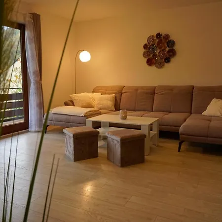 Haus Zur Sonne 度假居