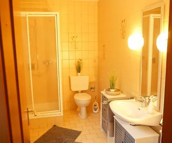 Haus Zur Sonne بيت للعطل *